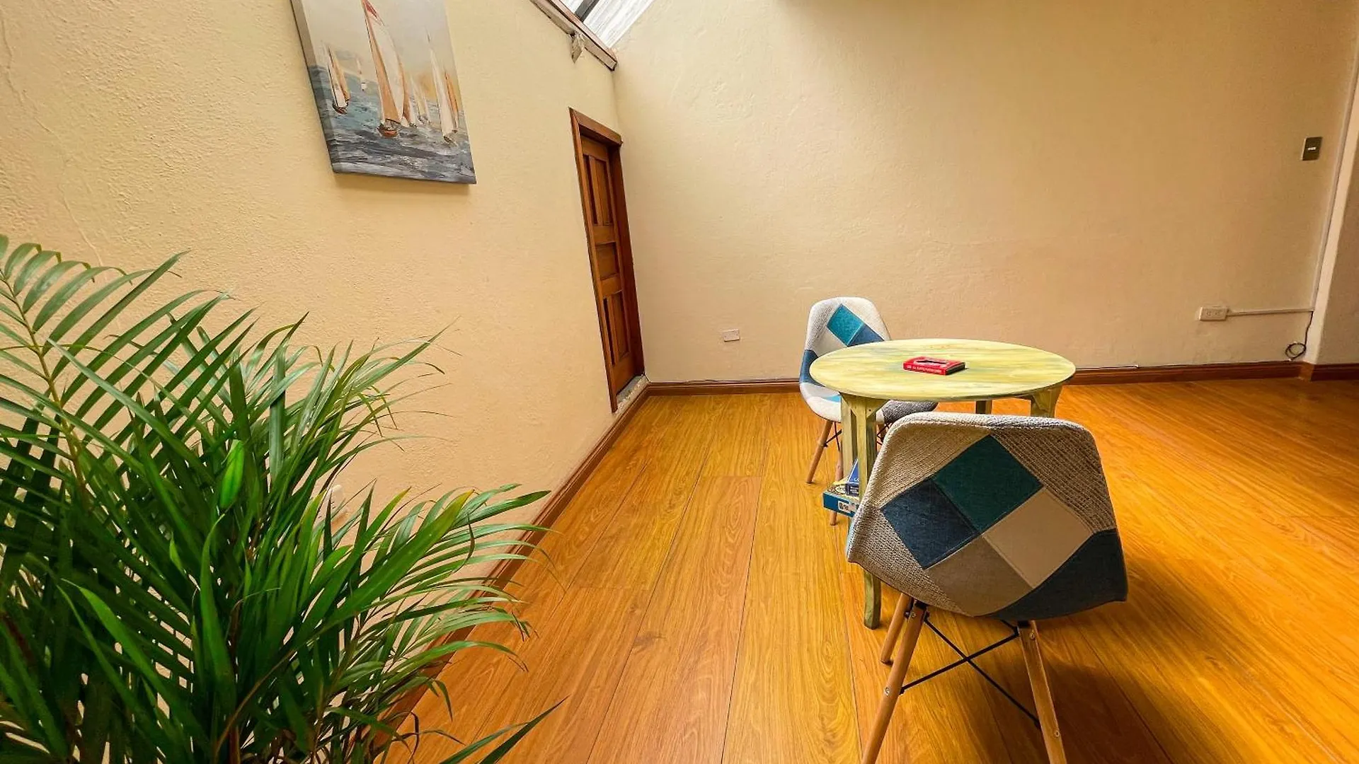 Cathedral View 150M2 3Br 2Ba + Netflix Apartment Cuenca Ecuador